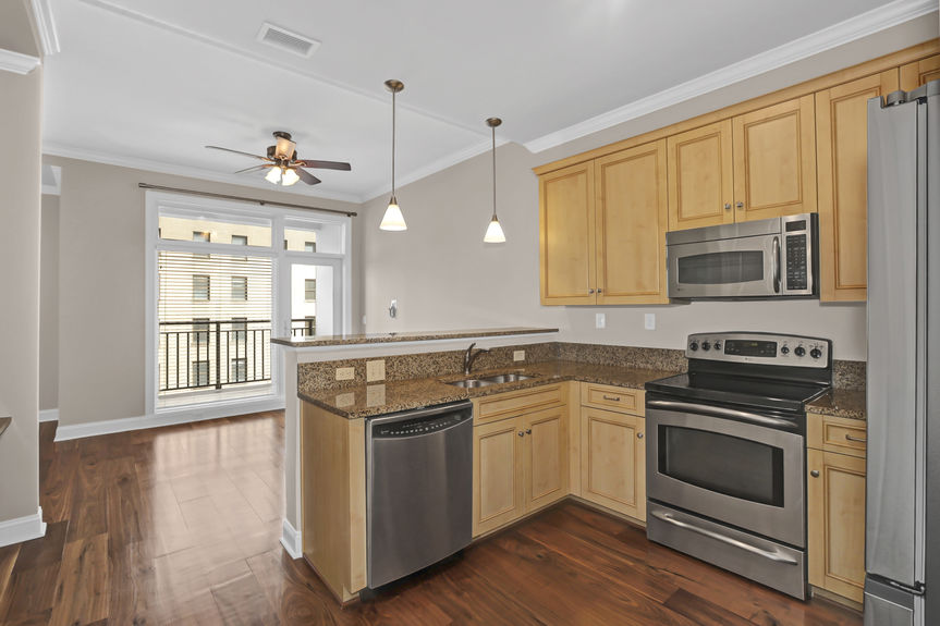 230 S Tryon Kitchen