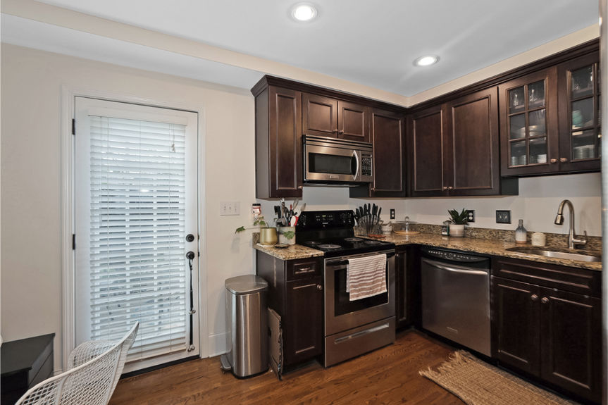 1215 Pinecrest Ave | Hartis Property Experts