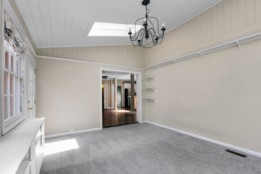 1408 Sterling Rd | Hartis Property Experts