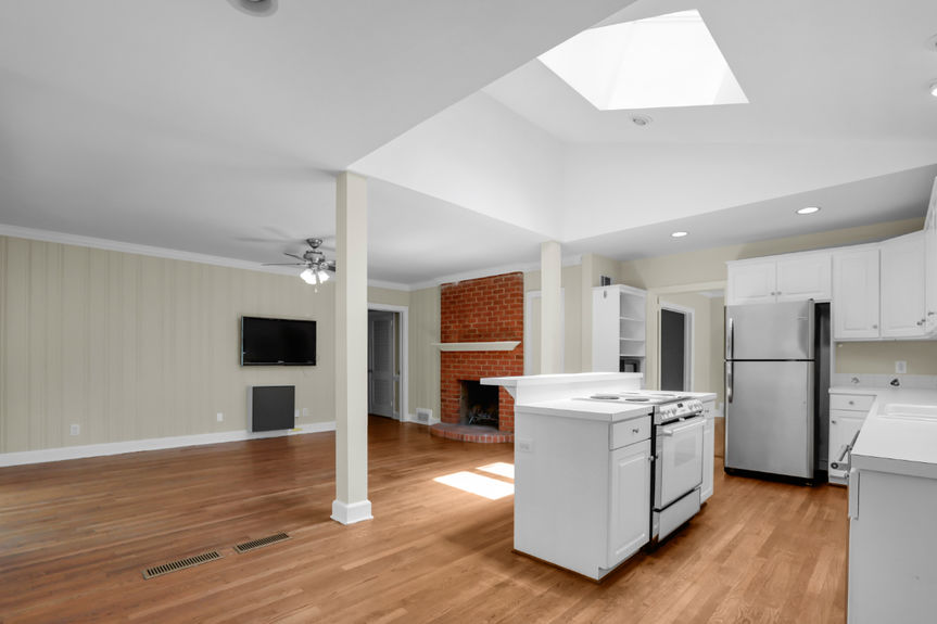 1408 Sterling Rd | Hartis Property Experts