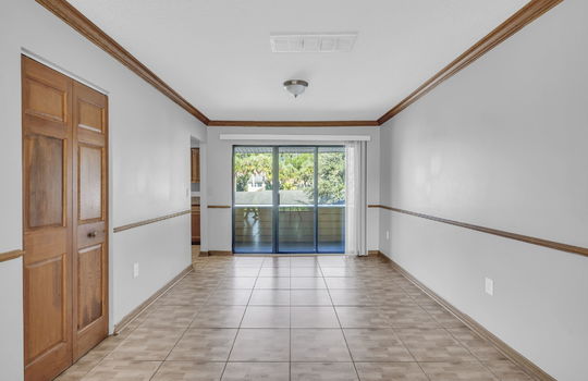 9-web-or-mls-7951 Los Robles_009