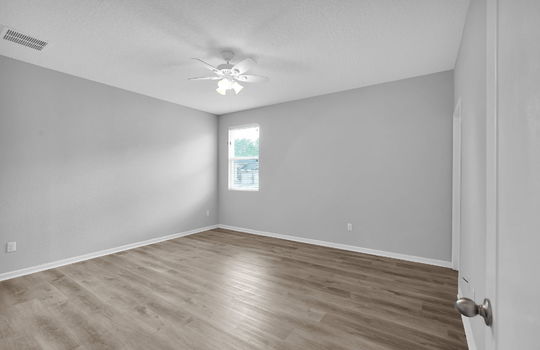 30-web-or-mls-4105 Halifax_030