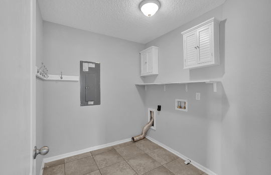 45-web-or-mls-4105 Halifax_045