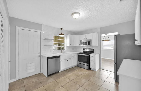 16-web-or-mls-2867 Holly Bay_016