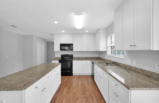 12-web-or-mls-2655 Crenshaw_012