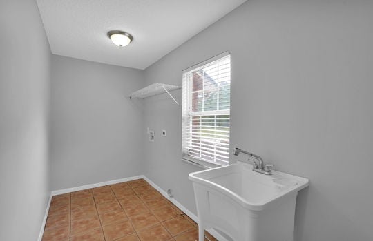 15-web-or-mls-2655 Crenshaw_015