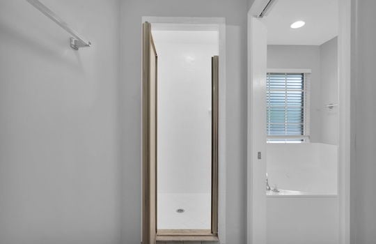 28-web-or-mls-2655 Crenshaw_028