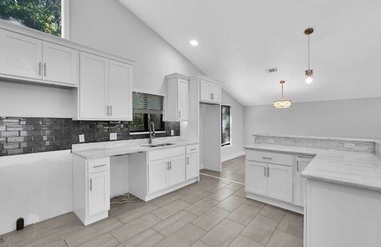 10-web-or-mls-2032 sandpiper Point_010
