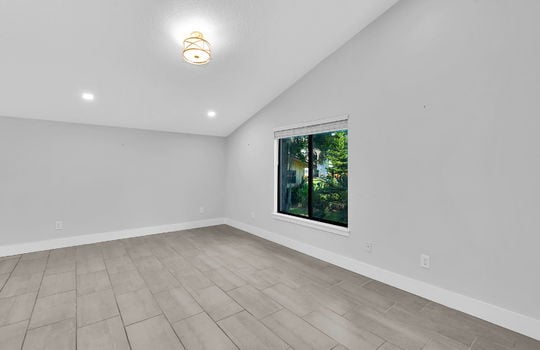17-web-or-mls-2032 sandpiper Point_017
