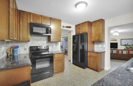 14-web-or-mls-239 Glynlea Rd_014