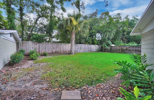 34-web-or-mls-239 Glynlea Rd_034