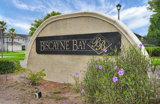35-web-or-mls-1680 Biscayne Bay_035