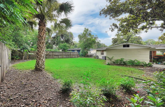 35-web-or-mls-239 Glynlea Rd_035