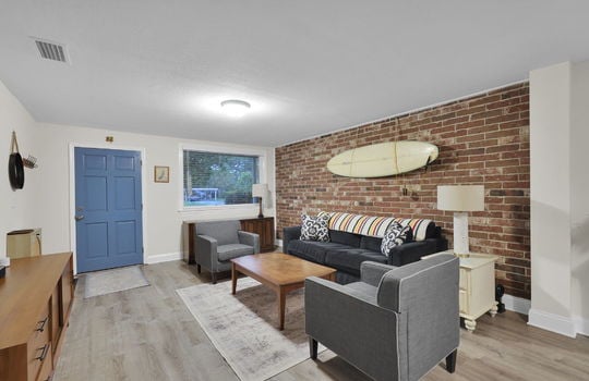 7-web-or-mls-239 Glynlea Rd_007