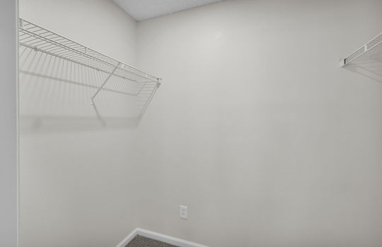 25-web-or-mls-3829 Hideaway_024