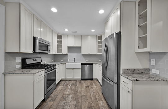 10-web-or-mls-1305 13th Ave_010