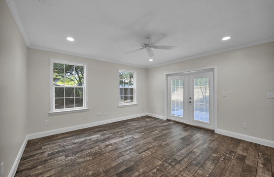 17-web-or-mls-1305 13th Ave_017