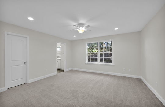 25-web-or-mls-1305 13th Ave_025