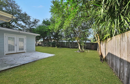 32-web-or-mls-1305 13th Ave_032