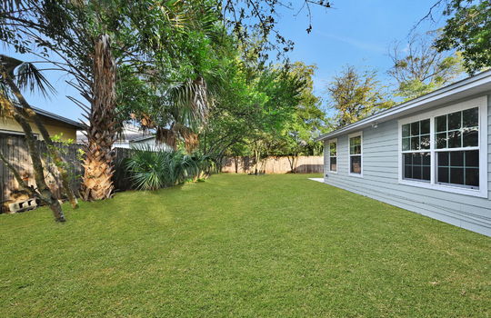 35-web-or-mls-1305 13th Ave_035