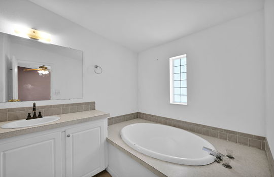 50-web-or-mls-11466 Simmons__050