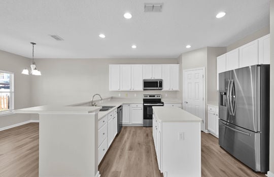 12-web-or-mls-8663 Derry__012