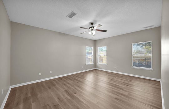 27-web-or-mls-8663 Derry__027