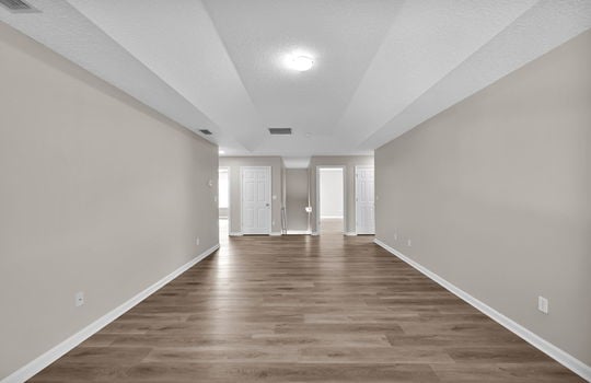 36-web-or-mls-8663 Derry__036