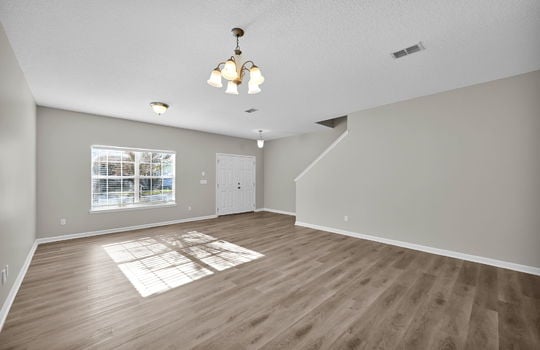 9-web-or-mls-8663 Derry__009