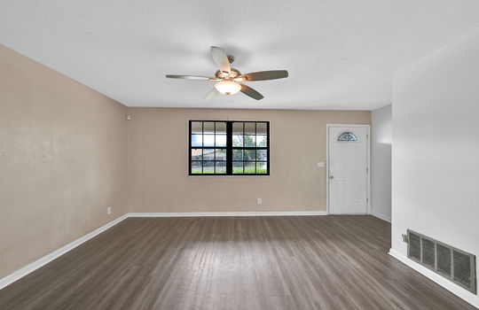 7-web-or-mls-1187 Pecan_007