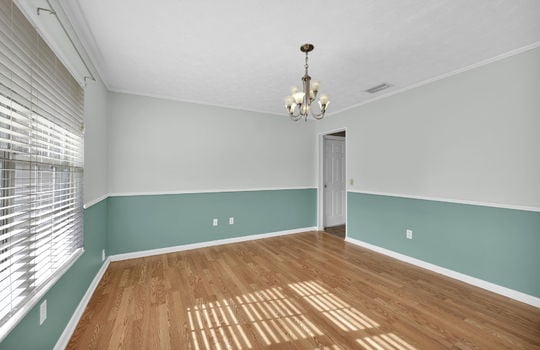 11-web-or-mls-1950 Holly_010