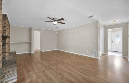 13-web-or-mls-1950 Holly_012