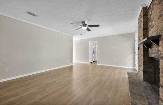16-web-or-mls-1950 Holly_015