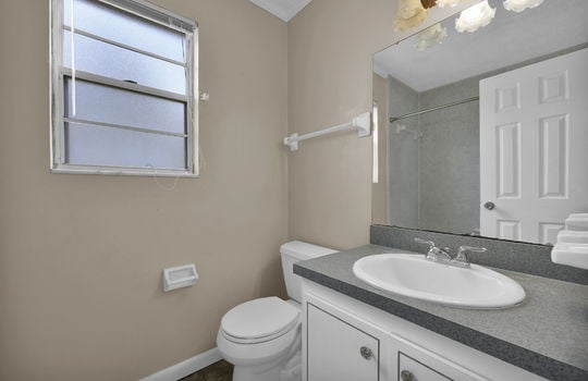 29-web-or-mls-1950 Holly_028
