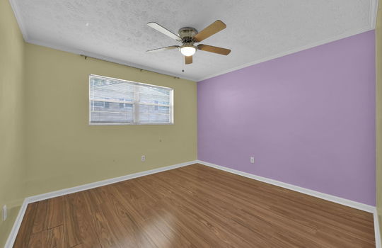 30-web-or-mls-1950 Holly_029