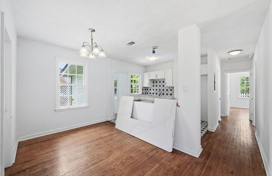11-web-or-mls-1097 McDuff Ave S__011