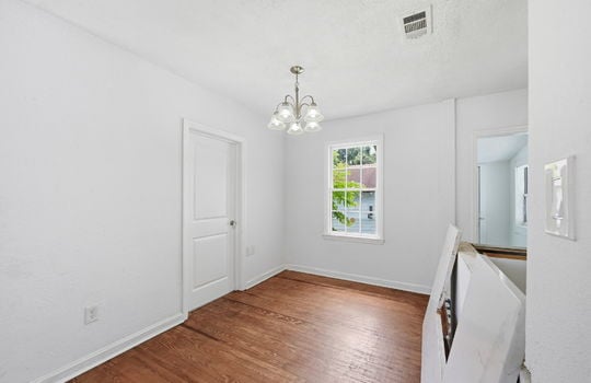 14-web-or-mls-1097 McDuff Ave S__014