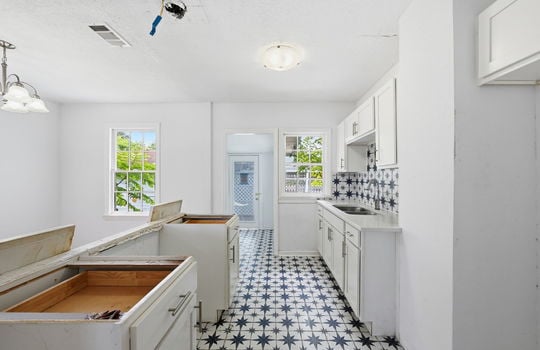 16-web-or-mls-1097 McDuff Ave S__016