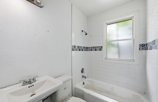 25-web-or-mls-1097 McDuff Ave S__025