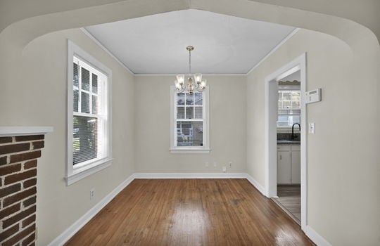 10-web-or-mls-355 E 45th St_010