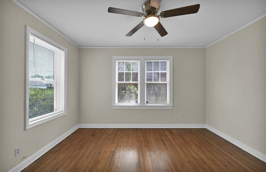 18-web-or-mls-355 E 45th St_018