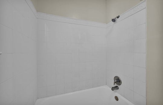 21-web-or-mls-355 E 45th St_021