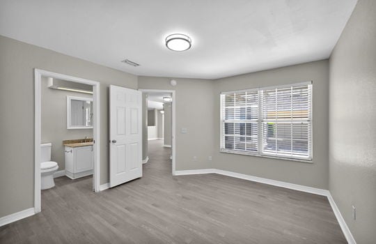 11-web-or-mls-104 Bay Hill__011