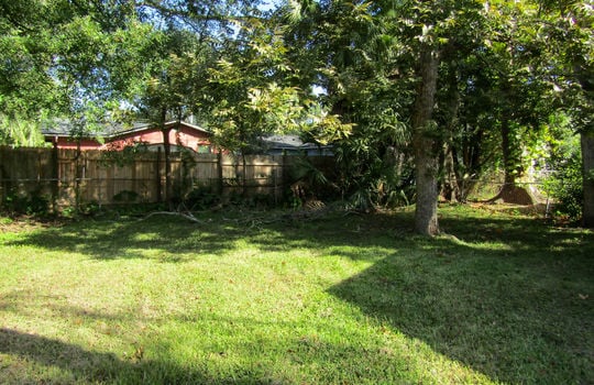 1137 W. 27th-12