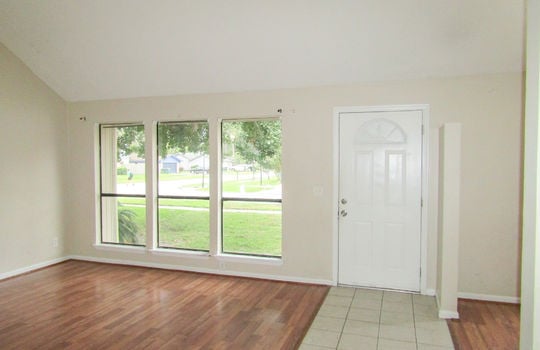 1137 W. 27th-19