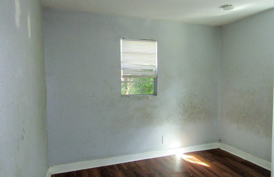1137 W. 27th-3