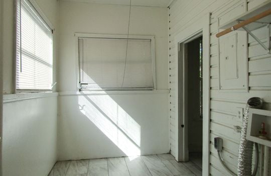 1478 W. 15th St-2