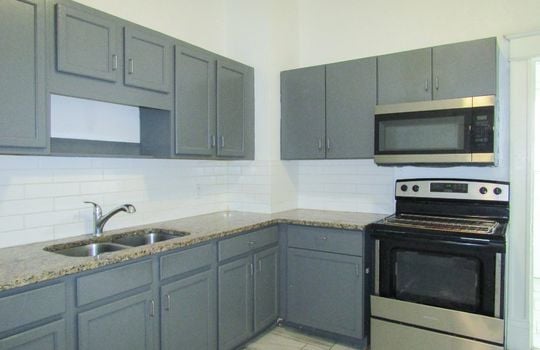 1478 W. 15th St