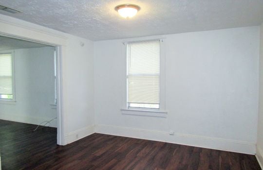 1478 W. 15th St-9