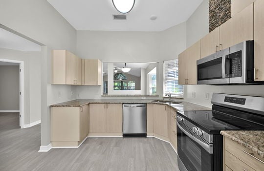 16-web-or-mls-104 Bay Hill__016